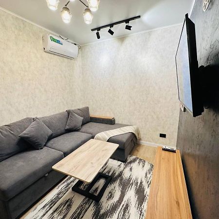 Yas 2 Apartment Самарканд Екстер'єр фото